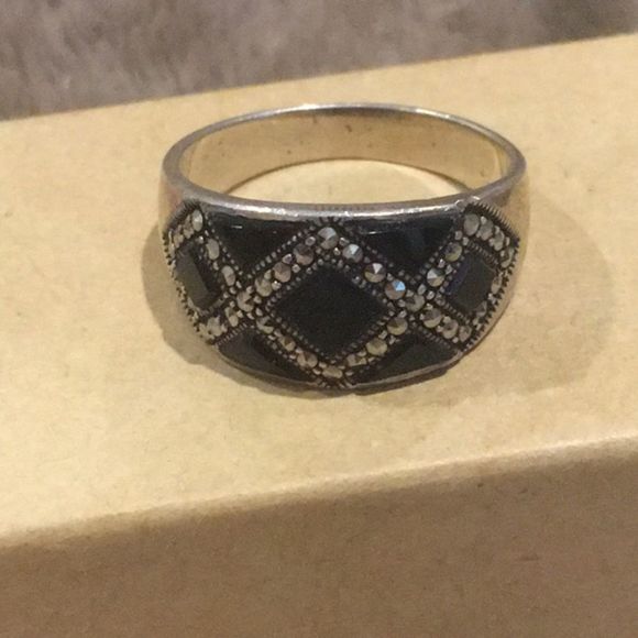 Vintage Black Onyx Marcasite Sterling Silver Mosaic Inlay Ring Sz 9 - Picture 5 of 5